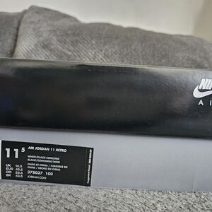 Nike Air Jordan 11 Retro Sneakers